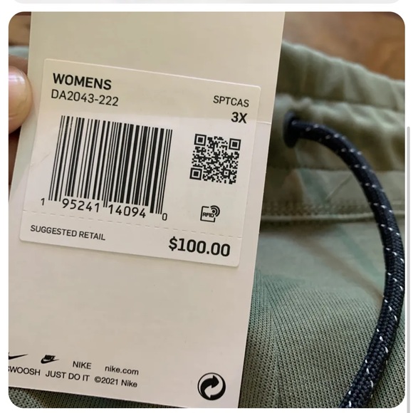 Nike Sportswear Tech Fleece Jogger Pants Women’s 3X Plus Sweatpants tapered NWT - Picture 2 of 3